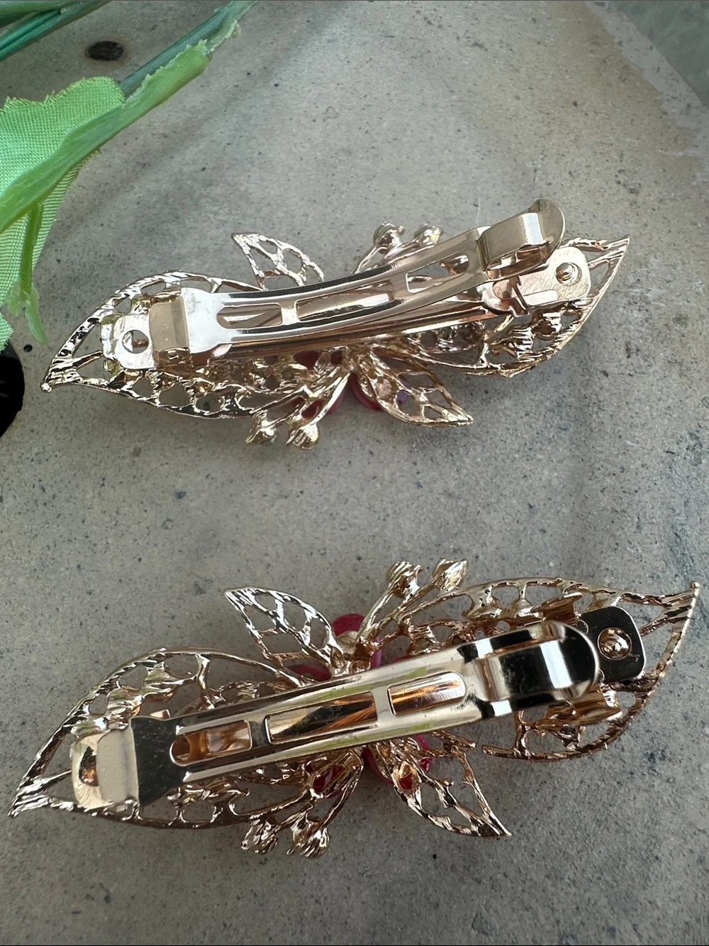 Gold-Tone Pink Floral Crystal Brooch Set - Women Jewelry